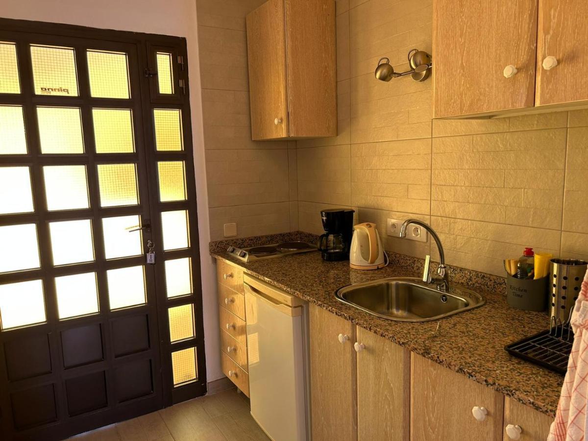 Aurora 104 Apartman Giniginámar Kültér fotó